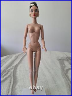 Fashion Royalty Doll Collection! East 59 Street Victoire Della Roux Sparkling Fashion Royalty Doll Collection! East 59 Street Victoire Della Roux Sparkling