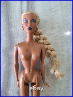 Fashion Royalty Doll Collection! Featuring Adele Makeda Perfect Skin Nude Fashion Royalty Doll Collection! Featuring Adele Makeda Perfect Skin Nude