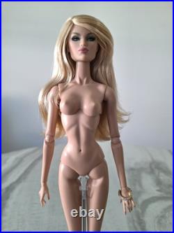 Fashion Royalty Doll Collection! Featuring Karoline Stone! The Nuface Collection Fashion Royalty Doll Collection! Featuring Karoline Stone! The Nuface Collection