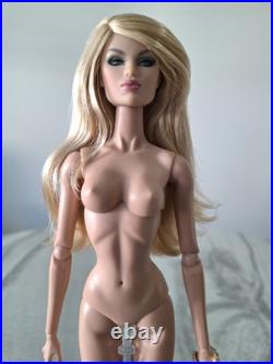 Fashion Royalty Doll Collection! Featuring Karoline Stone! The Nuface Collection Fashion Royalty Doll Collection! Featuring Karoline Stone! The Nuface Collection