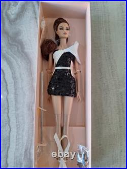 Fashion Royalty Doll Collection! Night Out Erin Salton! Basic Doll! The Nuface Fashion Royalty Doll Collection! Night Out Erin Salton! Basic Doll! The Nuface
