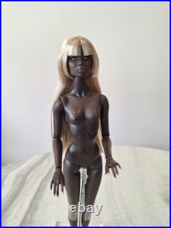 Fashion Royalty Doll Collection! Nuface Collection! Nude Holographic Novea! Fashion Royalty Doll Collection! Nuface Collection! Nude Holographic Novea!