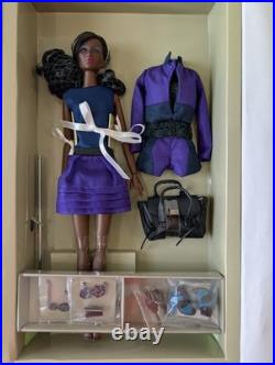 Fashion Royalty Doll Collection! Pop Of Color Annik Vandale Gift Set! Prestine