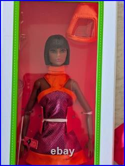 Fashion Royalty Doll Collection! Poppy Parker Spaced Out Completely Dressed