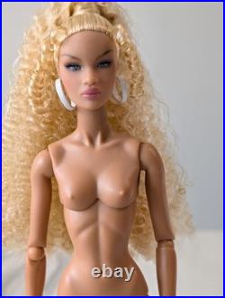 Fashion Royalty Doll Collection! Print In Pink! NuFace Moments! Prestine