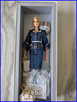 Fashion Royalty Doll Collection! Shopping Suite Elyse Jolie Dressed Doll! The