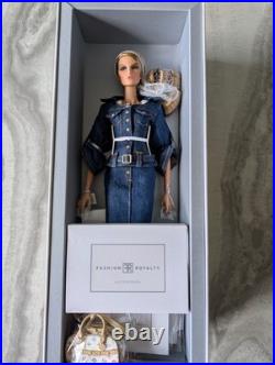 Fashion Royalty Doll Collection! Shopping Suite Elyse Jolie Dressed Doll! The