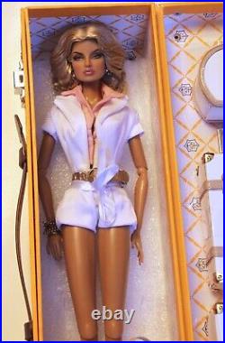 Fashion Royalty Eugeina Parrin Frost Going Public 2008 doll with extras