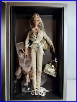 Fashion Royalty Femme Du Monde Natalia Fatalé Fashion Royalty Femme Du Monde Natalia Fatalé