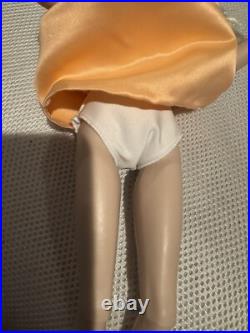 Fashion Royalty, Fr16, Integrity Doll, Platinum Society Hanne Erikson, 16 Inches Fashion Royalty, Fr16, Integrity Doll, Platinum Society Hanne Erikson, 16 Inches
