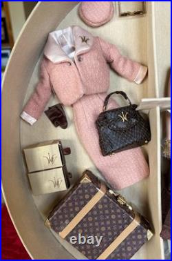 Fashion Royalty Haute Luxuries Veronique Gift Set NRFB Ed. 500 -Hard to Find Fashion Royalty Haute Luxuries Veronique Gift Set NRFB Ed. 500 -Hard to Find