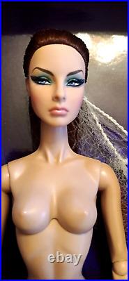 Fashion Royalty IT Legendary Status Agnes Nude 12 doll only! Beautiful! Mint