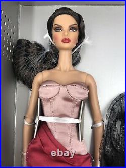 Fashion Royalty Integrity Toys Enamorada Natalia Fatale Dressed Doll NRFB