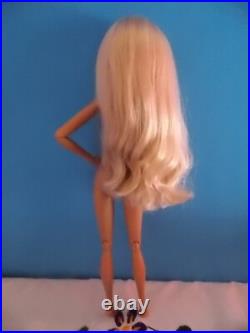 Fashion Royalty Integrity Toys Jillian Monroe Color Infusion Lab Nude doll