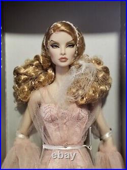 Fashion Royalty Integrity Toys Make Me Blush Natalia Fatale Dressed Doll NRFB