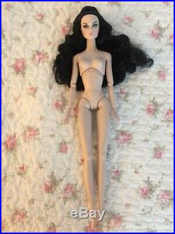 Fashion Royalty Luxe Life Convention Poppy Parker Chiller Thriller Nude Doll