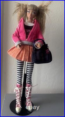 Fashion Royalty Nippon Crazy Girl Misaki Doll Opened For Display