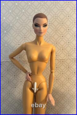 Fashion Royalty Nude Wig doll Veronique Perrin The New Versailles with 5 Wigs Fashion Royalty Nude Wig doll Veronique Perrin The New Versailles with 5 Wigs