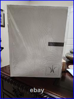 Fashion Royalty Pale Fire Vanessa Perrin 91168