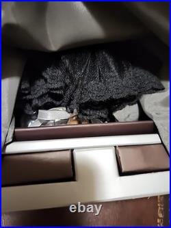 Fashion Royalty Pale Fire Vanessa Perrin 91168