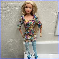 Fashion Royalty Psychedelic Splash Erin 2011 Convention Centerpiece Doll