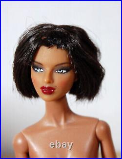 Fashion Royalty Rare Find Isha Kalpana Narayanan Doll #91154 + Monique Wig