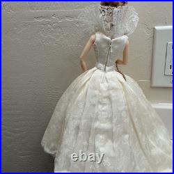 Fashion Royalty Veronique Perrin Dollybird 10th Queen V 2008 Le450 Rare