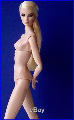 Fashion Royalty / W Club Exclusive Karolin Stone Alta Moda Nude Doll Only / Mint