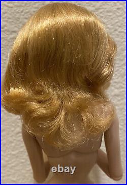 Fashion royalty The Royal Weiss Agnes Von Weiss Nude doll 2007 Convention