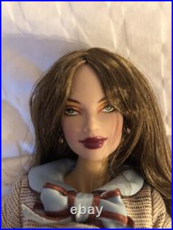 Fashion royalty, Veronique Exotic Fire In She Means Business