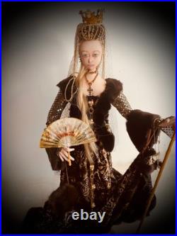 Fashion royalty doll