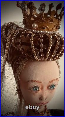 Fashion royalty doll