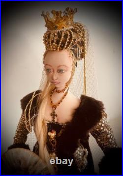 Fashion royalty doll