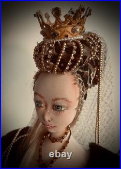 Fashion royalty doll