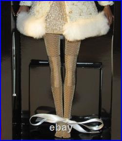 Gold Season Poppy Parker NRFB Integrity Toys Stilettos Out LE 600