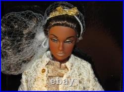 Gold Season Poppy Parker NRFB Integrity Toys Stilettos Out LE 600