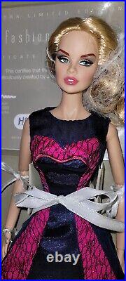 HIGH POINT VANESSA PERRIN Dressed Doll NRFB 2012 Tropicalia Convention LE 450