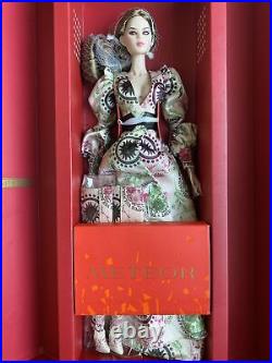 INTEGRITY FASHION ROYALTY Coming Out Navia Phan NRFB DOLL METEOR Le Chic LE 575
