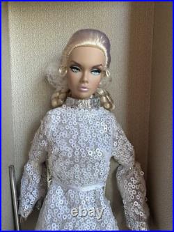 INTEGRITY FR FASHION ROYALTY TOKYO TWILIGHT Poppy Parker Doll Model Traveler NIB