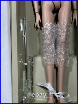 INTEGRITY TOY SASKIA TATE PRESS MAGNATE FR16 Nude DOLL 16