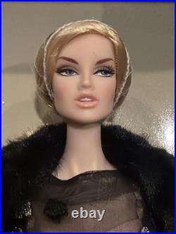 INTEGRITY TOYS Fashion Royalty 2012 Style Directive Your Kind of Model Kesenia
