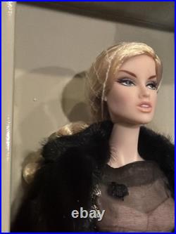 INTEGRITY TOYS Fashion Royalty 2012 Style Directive Your Kind of Model Kesenia