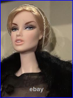INTEGRITY TOYS Fashion Royalty 2012 Style Directive Your Kind of Model Kesenia