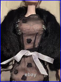 INTEGRITY TOYS Fashion Royalty 2012 Style Directive Your Kind of Model Kesenia