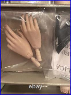 INTEGRITY TOYS Fashion Royalty 2012 Style Directive Your Kind of Model Kesenia