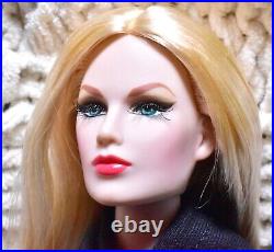 INTEGRITY Toys Color Infusion Adaline King Luxe Life Fashion Royalty Doll