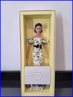 INTEGRITY X MAGIA 2000 Fashion Royalty SUMMER IN TAORMINA VANESSA DOLL NEW NRFB