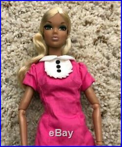 Incredible Fashion Royalty Dynamite GirlDressed DollDeboxed and Minty Mint