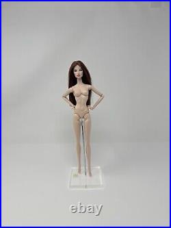 Integrity DECORUM EUGENIA PERRIN-FROST doll