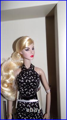 Integrity FR Fashion Royalty Aristocratic Baroness Agnes Von Weiss Doll NRFB Integrity FR Fashion Royalty Aristocratic Baroness Agnes Von Weiss Doll NRFB